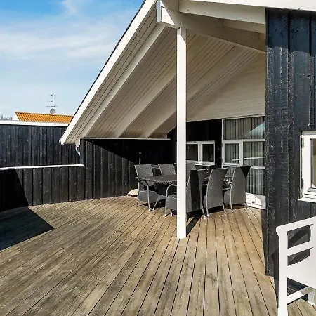 8 Person In Sydals *