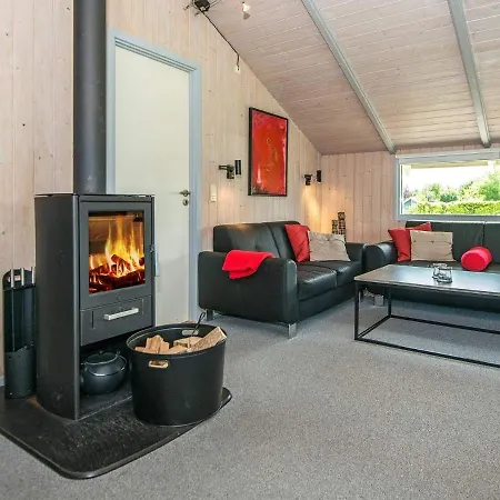 8 Person In Sydals *